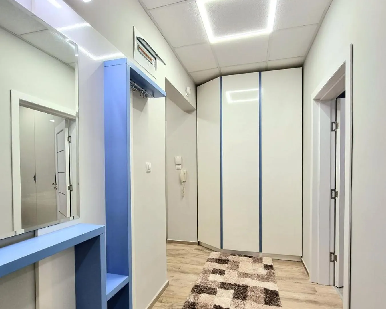 Alexandrovska - Super Centar Luxury Apartment Burgaz